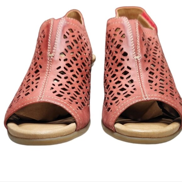 Earth Cascade Leather Red Wedges Sandals Slingback Cutout Cottagecore Boho 7.5 - Picture 4 of 13